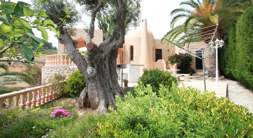 Chrisuli - Well Furnished Villa With Panoramic Views In モライラ 部屋 写真