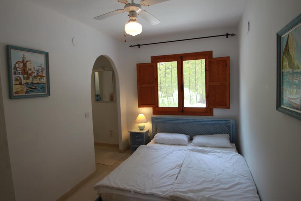 Chrisuli - Well Furnished Villa With Panoramic Views In モライラ 部屋 写真