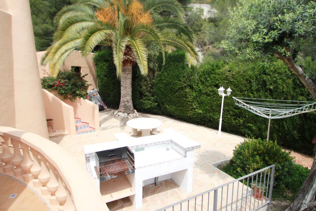 Chrisuli - Well Furnished Villa With Panoramic Views In モライラ 部屋 写真