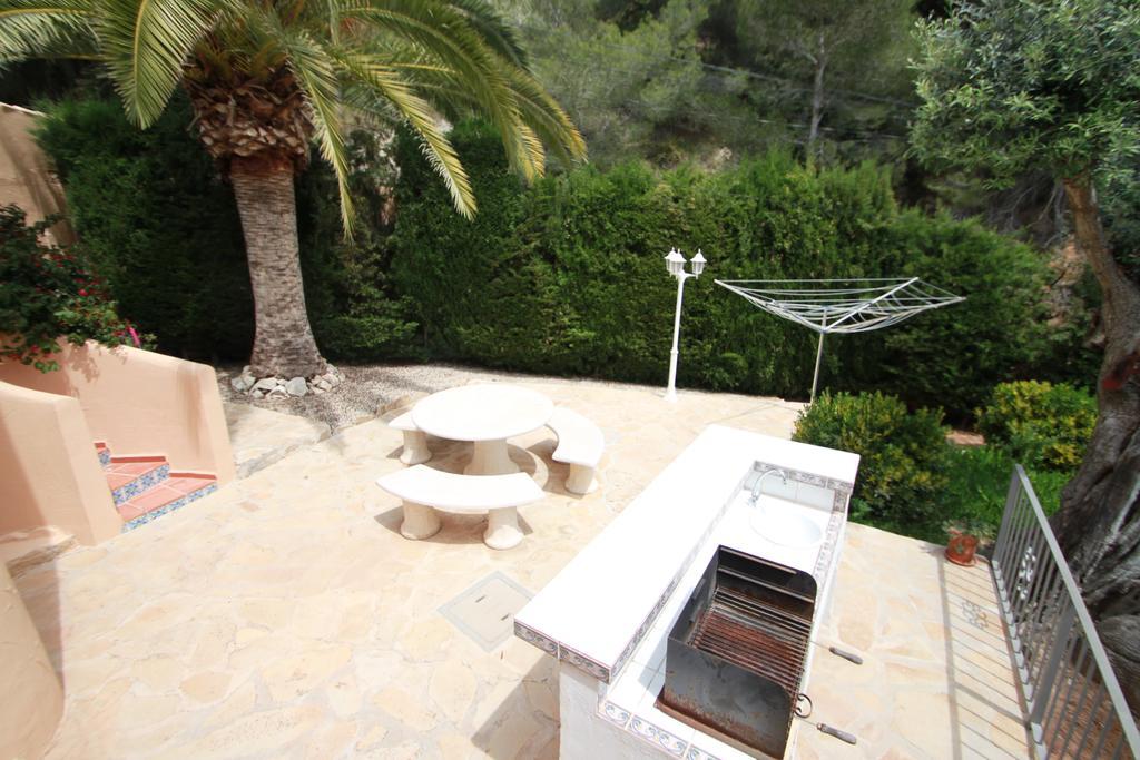Chrisuli - Well Furnished Villa With Panoramic Views In モライラ 部屋 写真